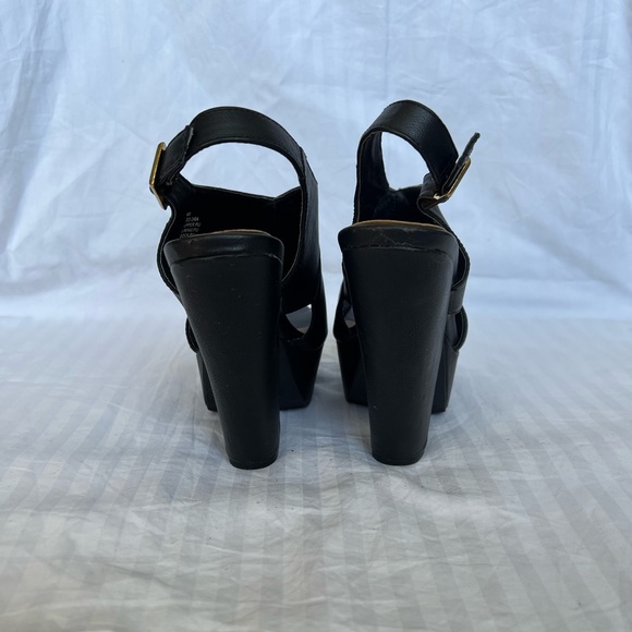 Olsenboye Heels - Picture 3 of 5